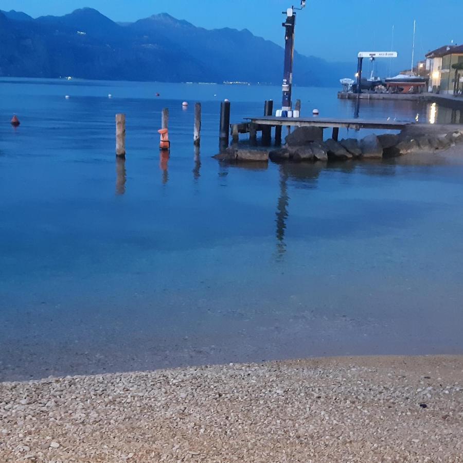 Hotel Danieli La Castellana Lago Di Garda Бренцоне сул Гарда Екстериор снимка