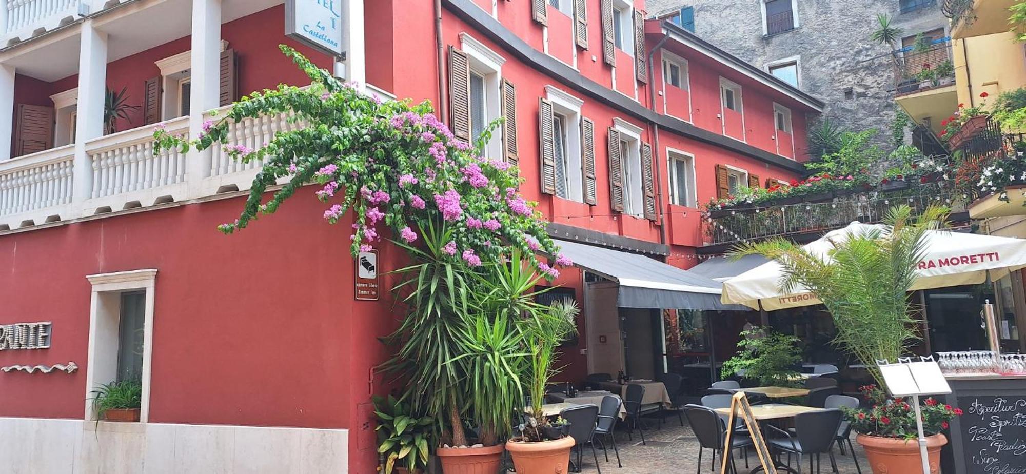 Hotel Danieli La Castellana Lago Di Garda Бренцоне сул Гарда Екстериор снимка