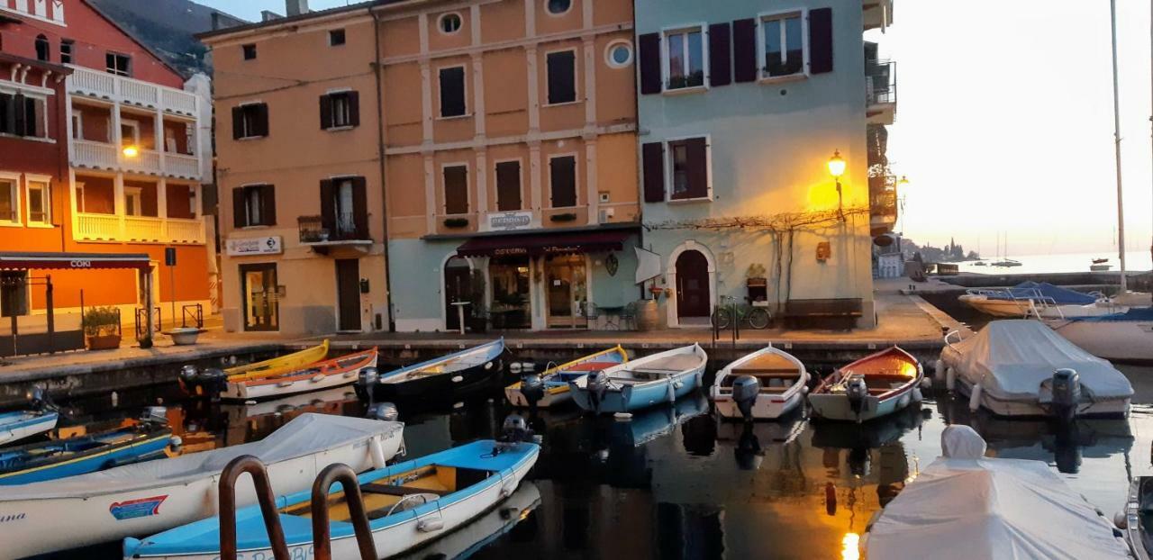 Hotel Danieli La Castellana Lago Di Garda Бренцоне сул Гарда Екстериор снимка